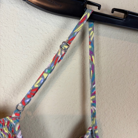 BCBGeneration Gray with Multicolored Design Racerback Dress w/ Smocked Waistband - Picture 9 of 11